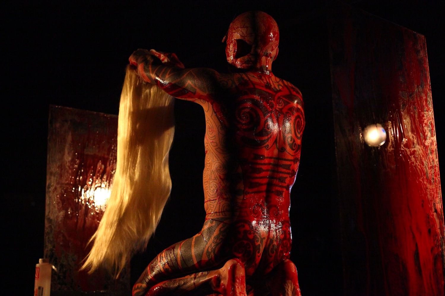 Ron Athey / Julie Tolentino, *Resonate/Obliterate*, 2011. Photo: Paula Court