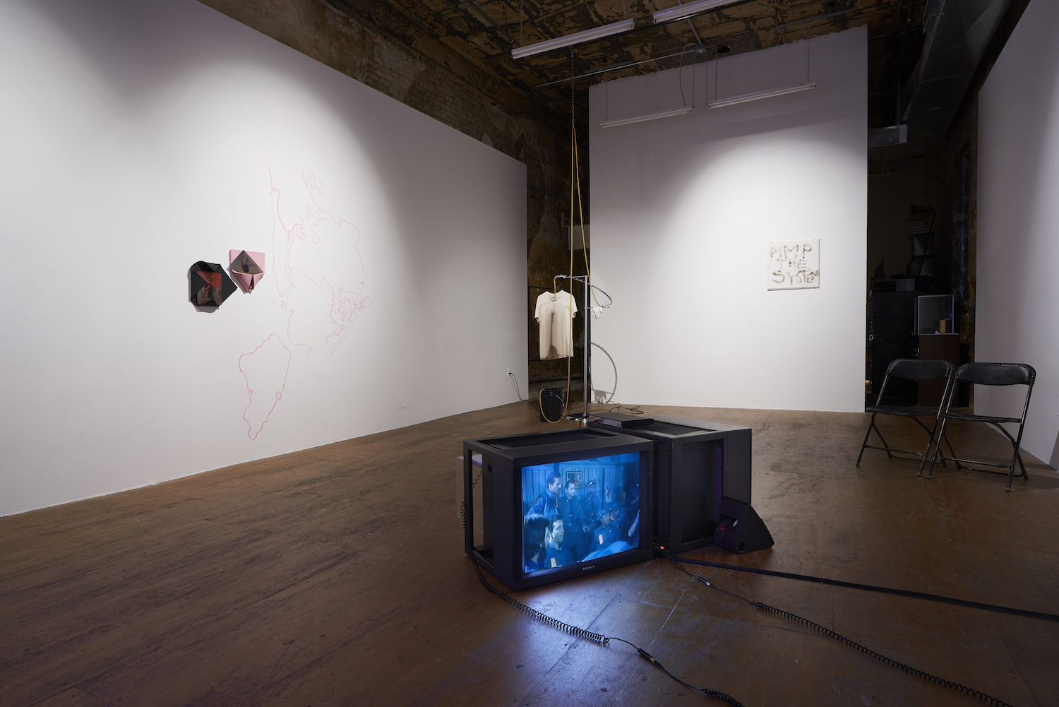 *A new job to unwork at*. Installation view