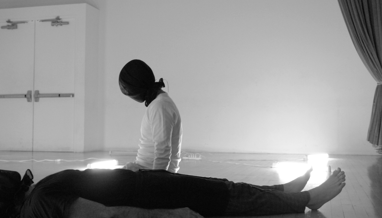 Julie Tolentino, *THE SKY REMAINS THE SAME: Archiving Lovett/Codagnone’s WEIGHTED* (rehearsal), 2013, for the New Museum *Performance Archiving Performance*. Photo: Gigi Stoll