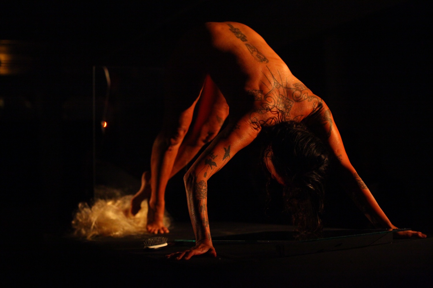 Ron Athey / Julie Tolentino, *Resonate/Obliterate*, 2011. Photo: Paula Court